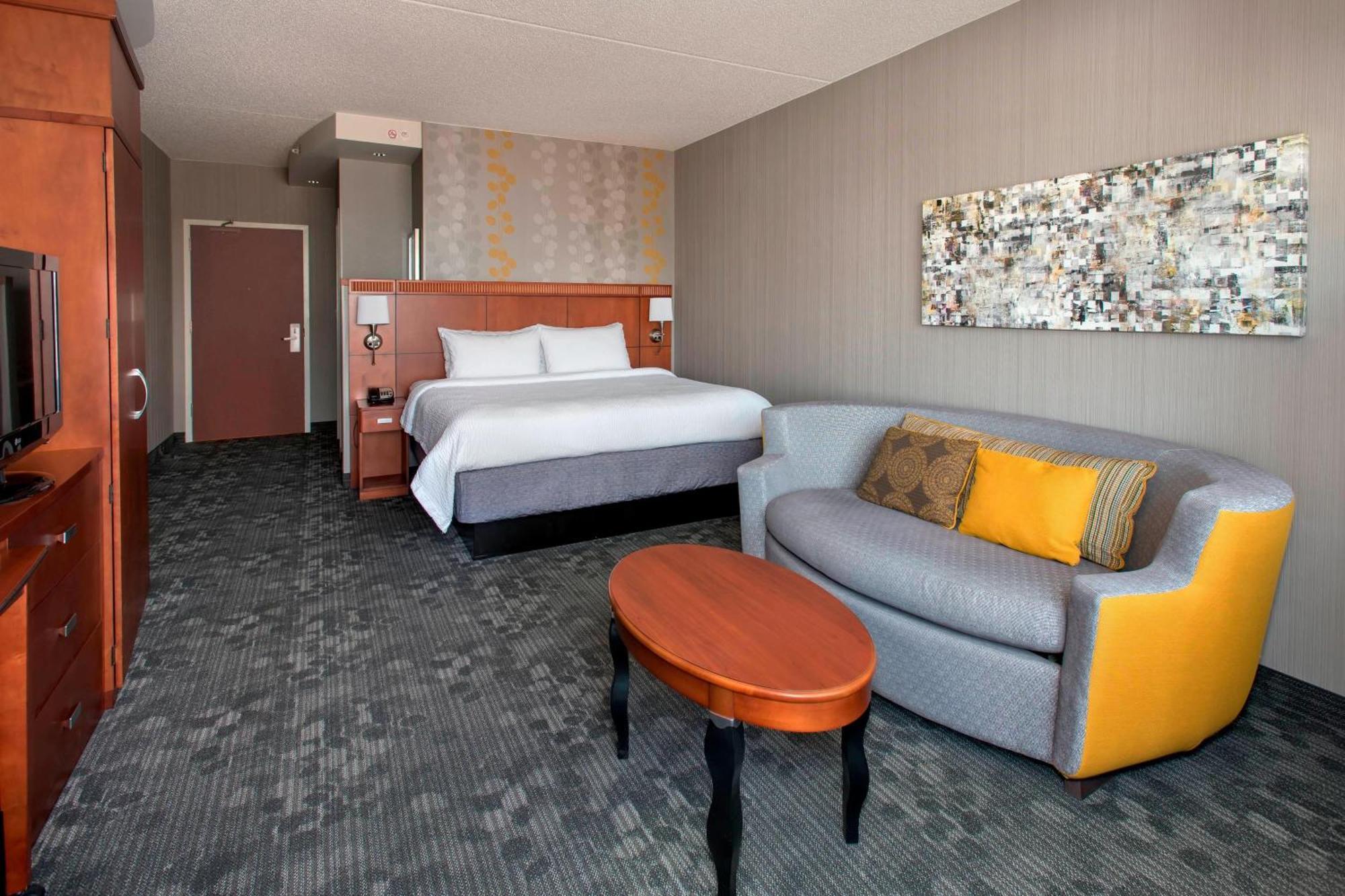 Courtyard Republic Airport Long Island/Farmingdale Hotel Luaran gambar
