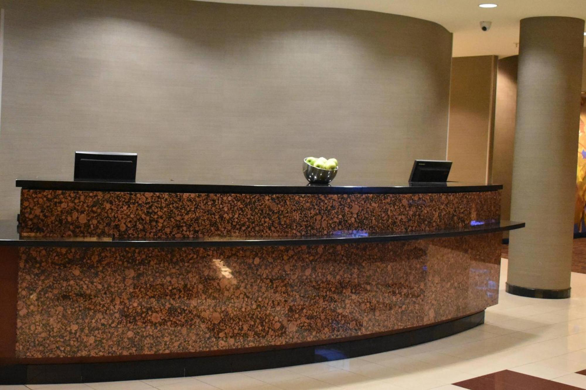 Courtyard Republic Airport Long Island/Farmingdale Hotel Luaran gambar