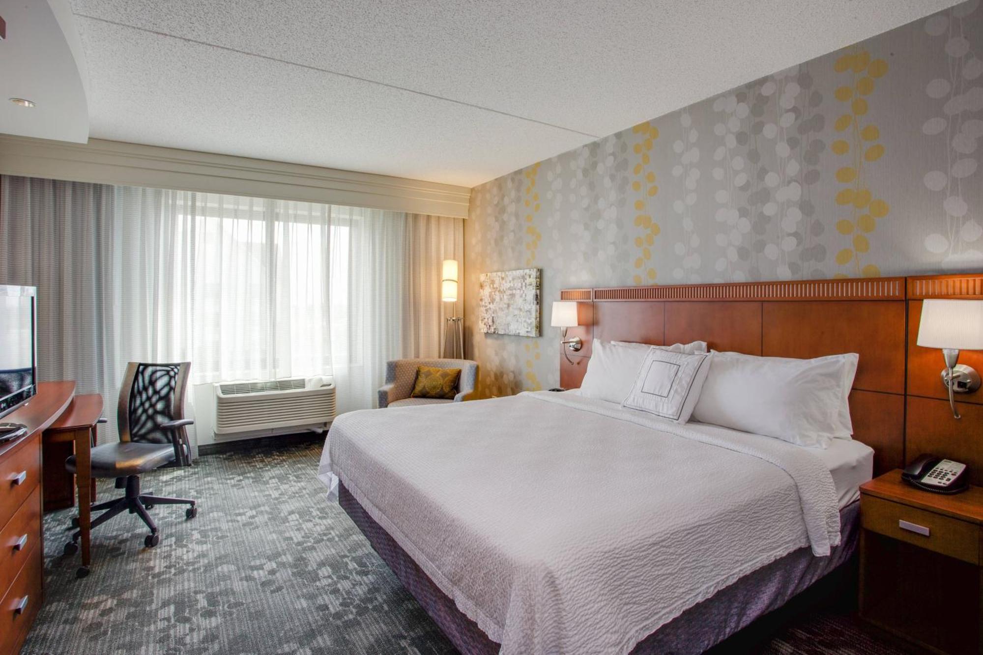Courtyard Republic Airport Long Island/Farmingdale Hotel Luaran gambar
