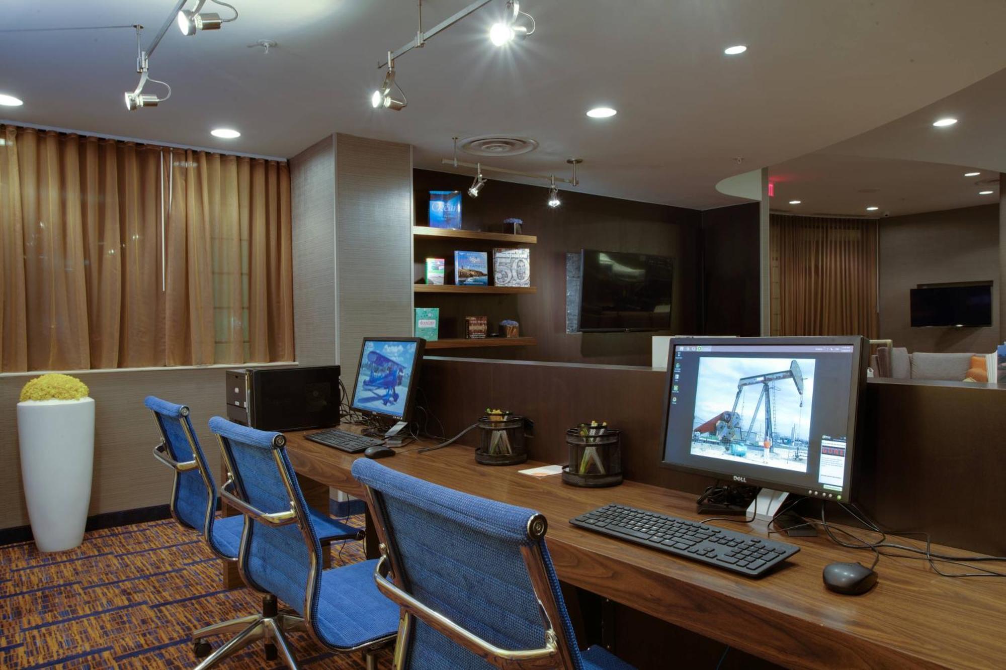 Courtyard Republic Airport Long Island/Farmingdale Hotel Luaran gambar